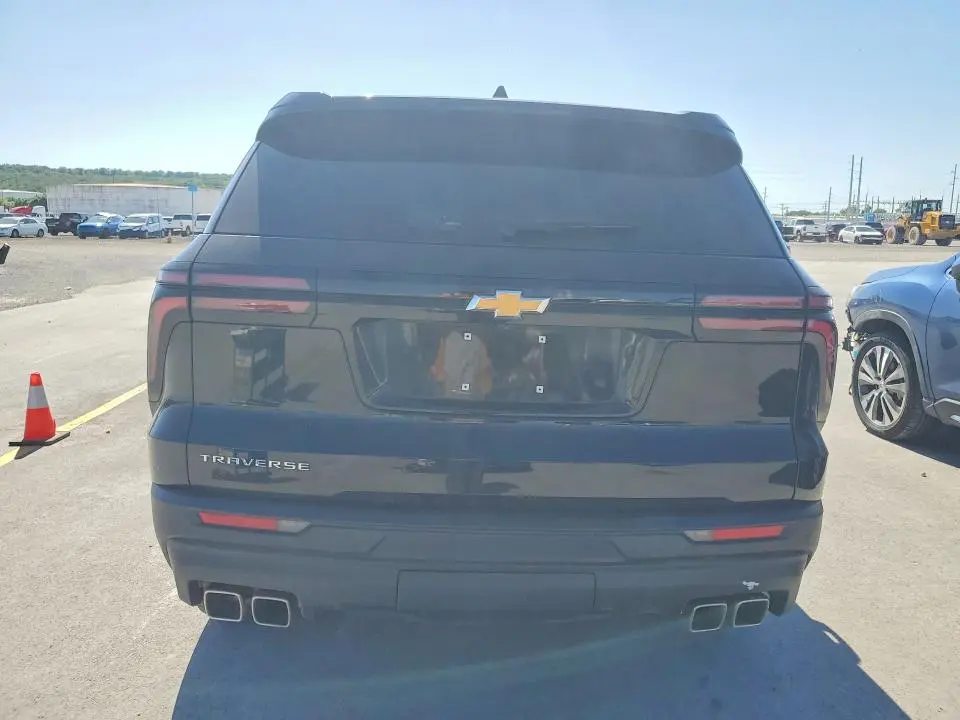 2024 CHEVROLET TRAVERSE LS  