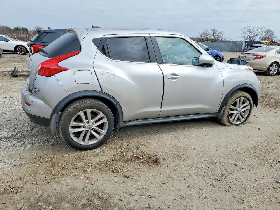 2013 NISSAN JUKE   