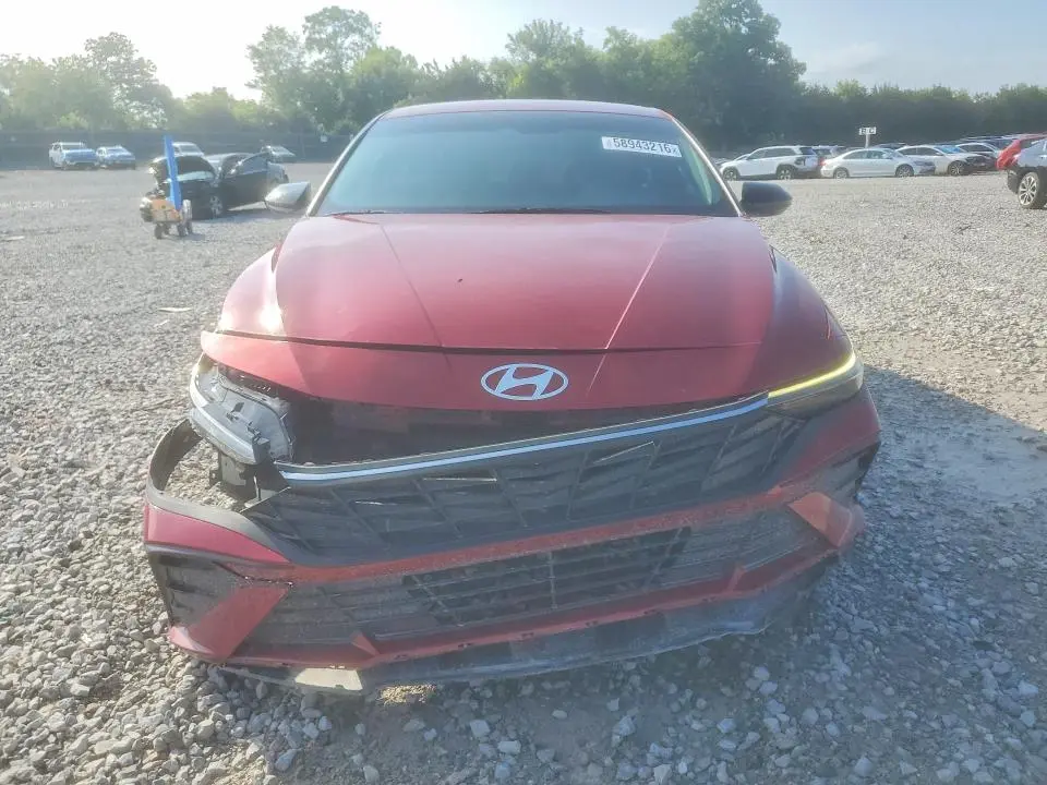 2025 HYUNDAI ELANTRA SEL SPORT  