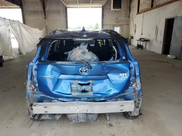 2017 TOYOTA PRIUS C   