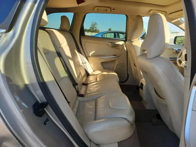 2011 VOLVO XC60 T6  