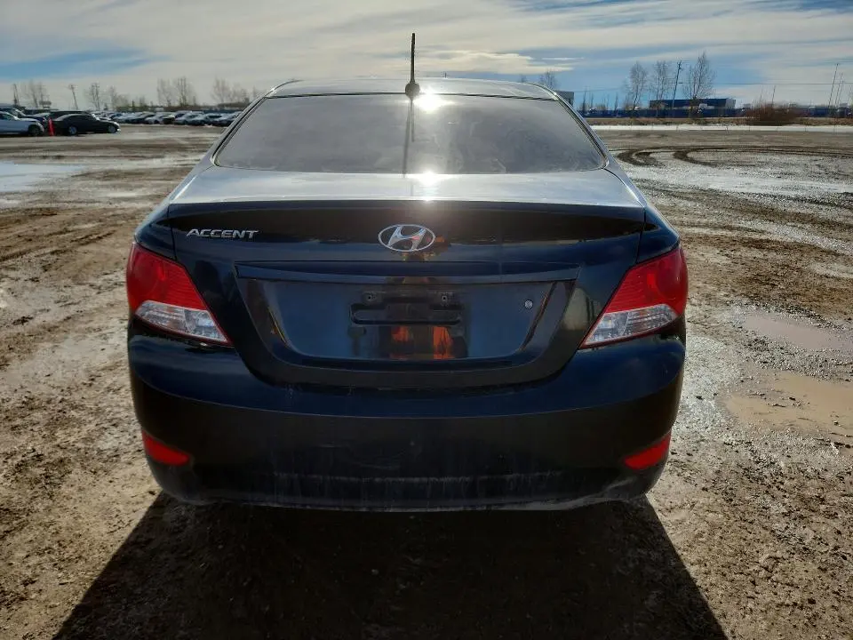2012 HYUNDAI ACCENT GLS  