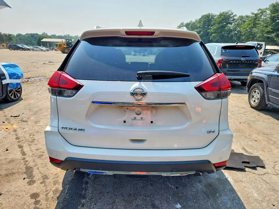 2020 NISSAN ROGUE SV  