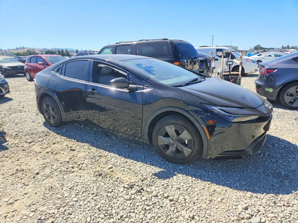 2026 TOYOTA PRIUS LE  