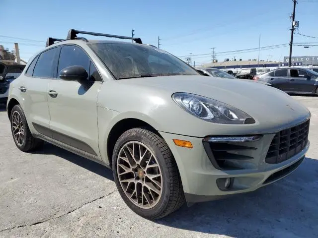 2017 PORSCHE MACAN   