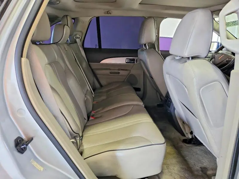 2011 LINCOLN MKX   