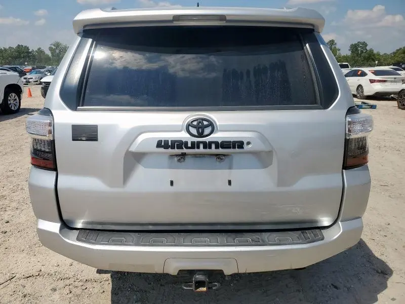 2017 TOYOTA 4RUNNER SR5  