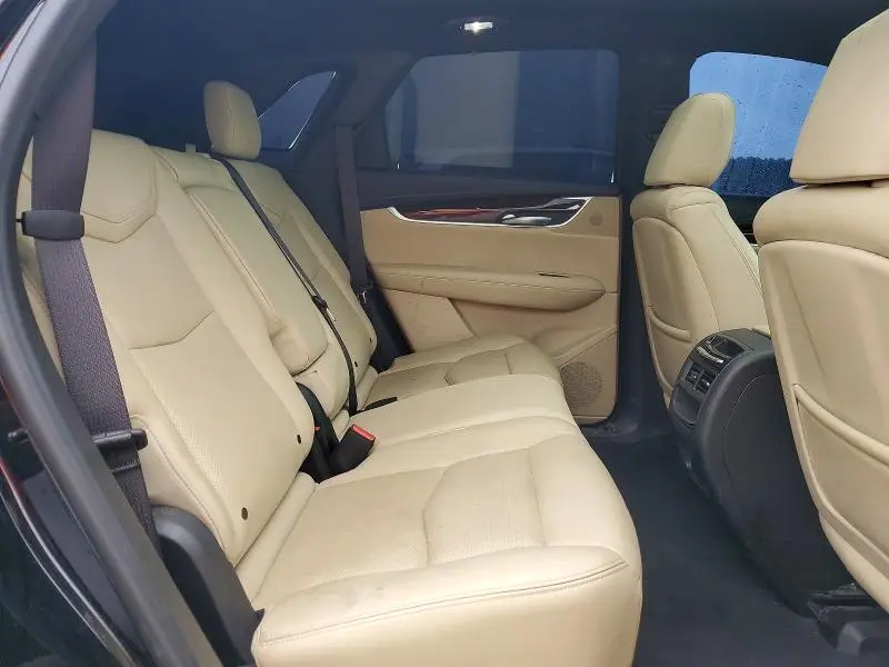 2017 CADILLAC XT5 PREMIUM LUXURY  
