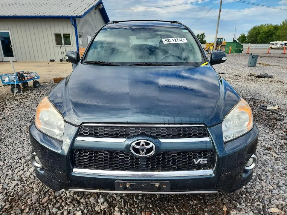 2011 TOYOTA RAV4 LIMITED  
