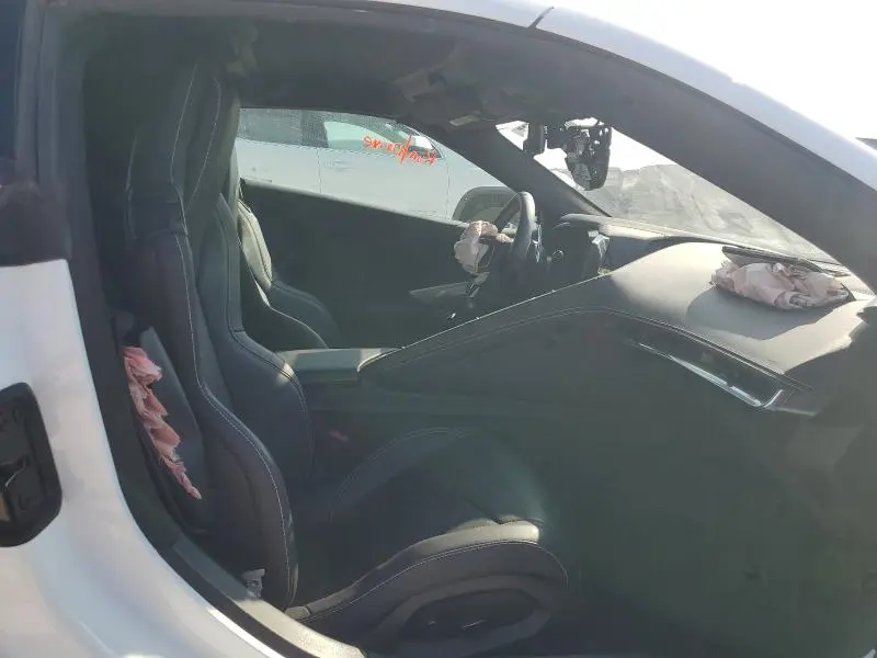 2024 CHEVROLET CORVETTE STINGRAY 1LT  