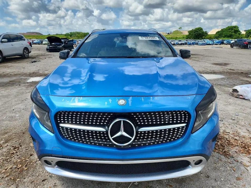 2016 MERCEDES-BENZ GLA 250  