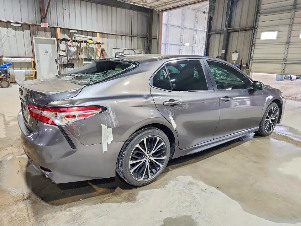 2020 TOYOTA CAMRY   