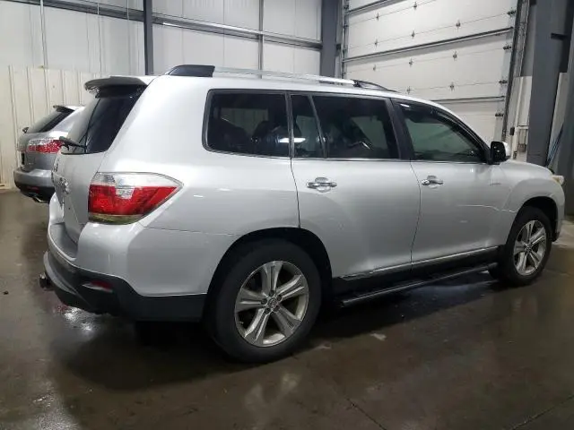 2013 TOYOTA HIGHLANDER LIMITED  