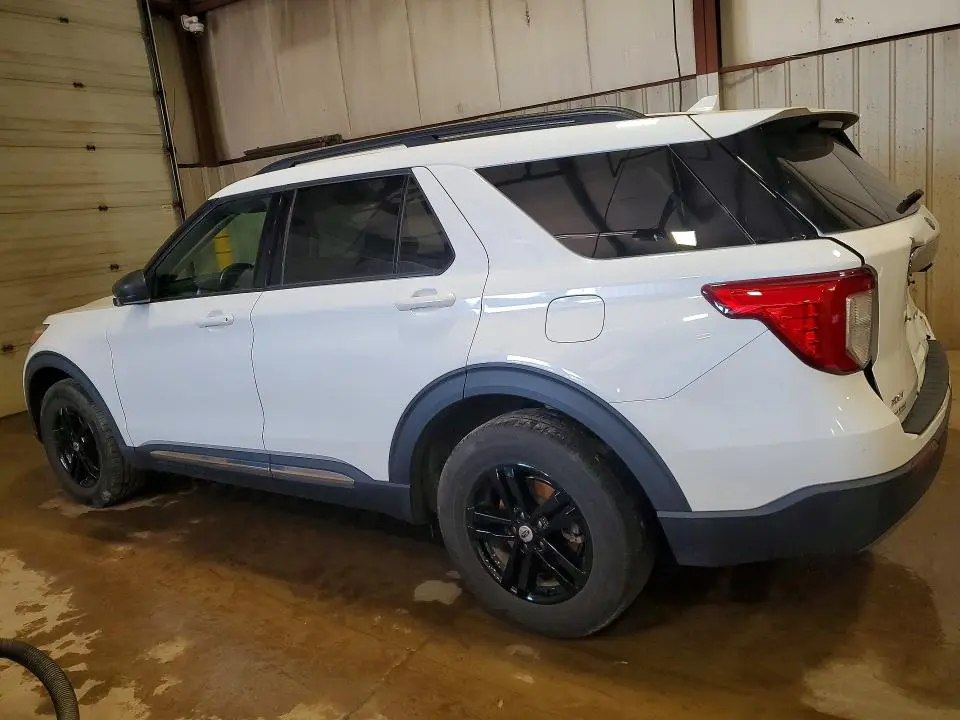 2021 FORD EXPLORER XLT  