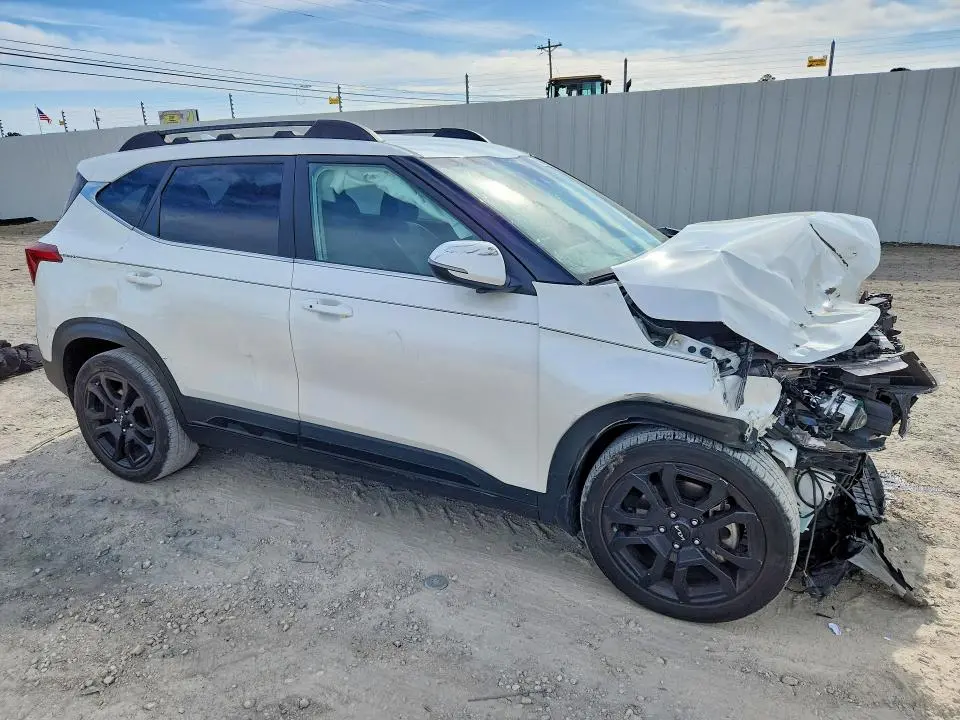 2024 KIA SELTOS X LINE  