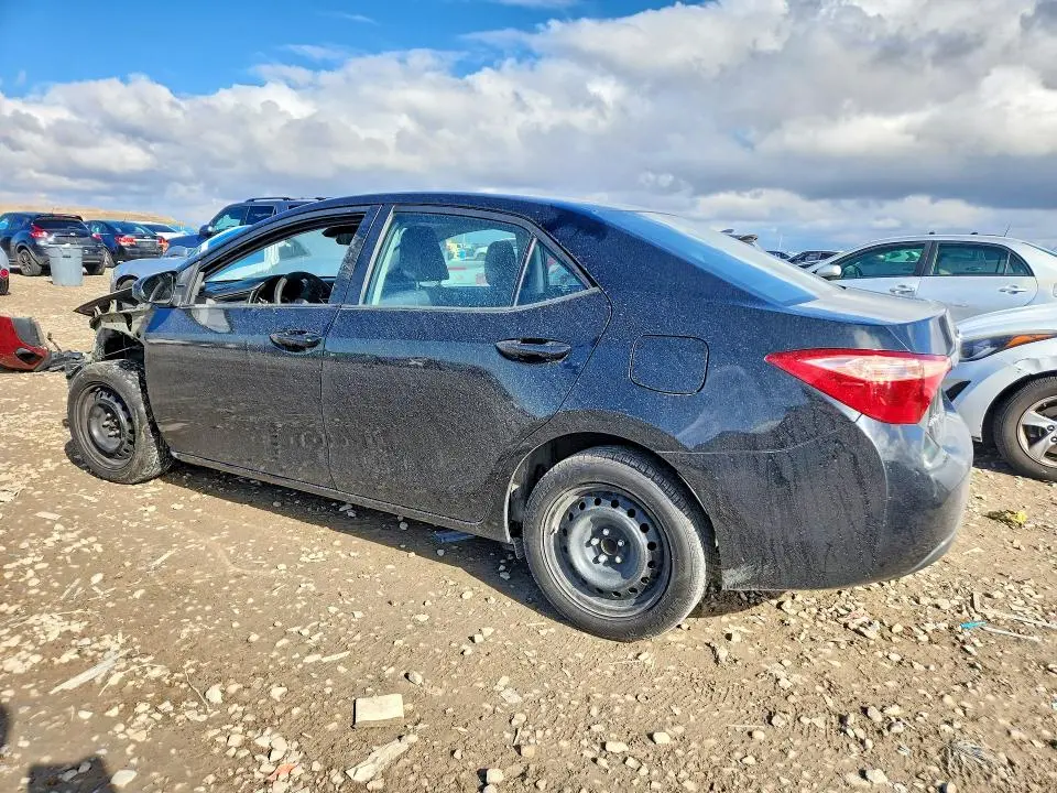 2018 TOYOTA COROLLA LE  