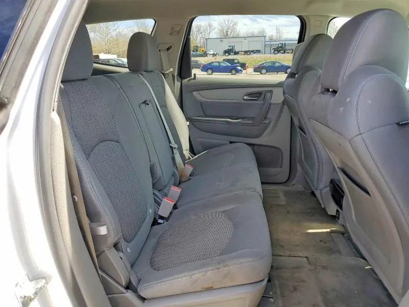 2017 CHEVROLET TRAVERSE LS  