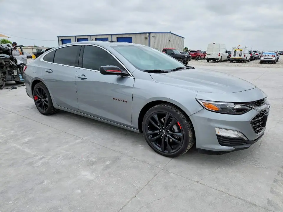 2024 CHEVROLET MALIBU LT  
