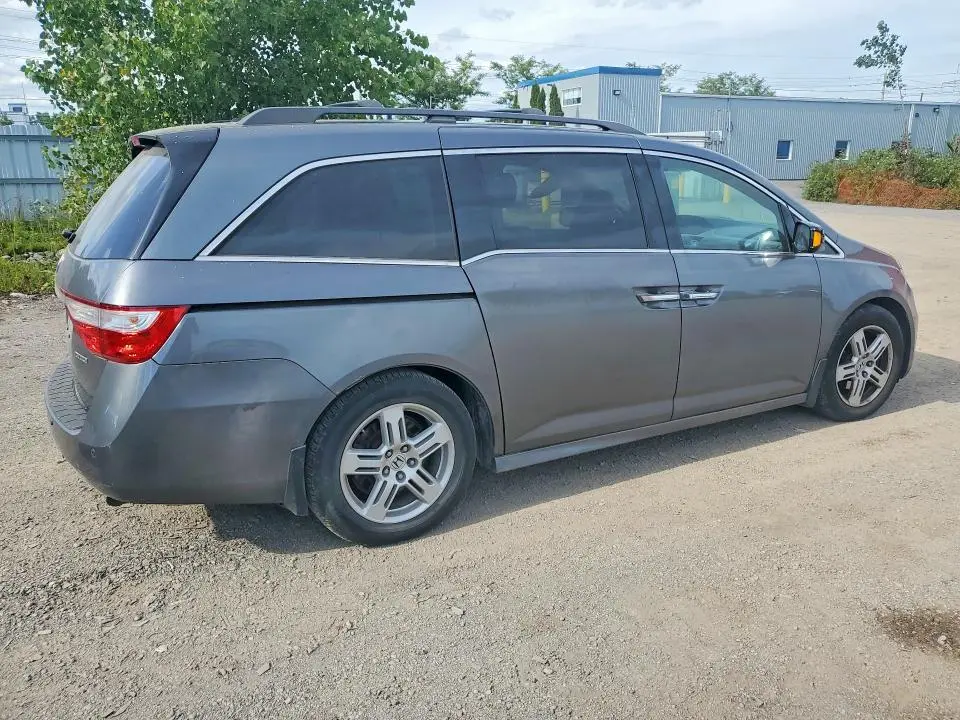 2011 HONDA ODYSSEY TOURING  