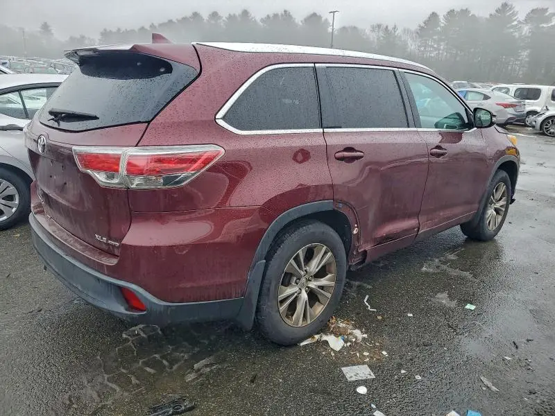 2014 TOYOTA HIGHLANDER XLE  