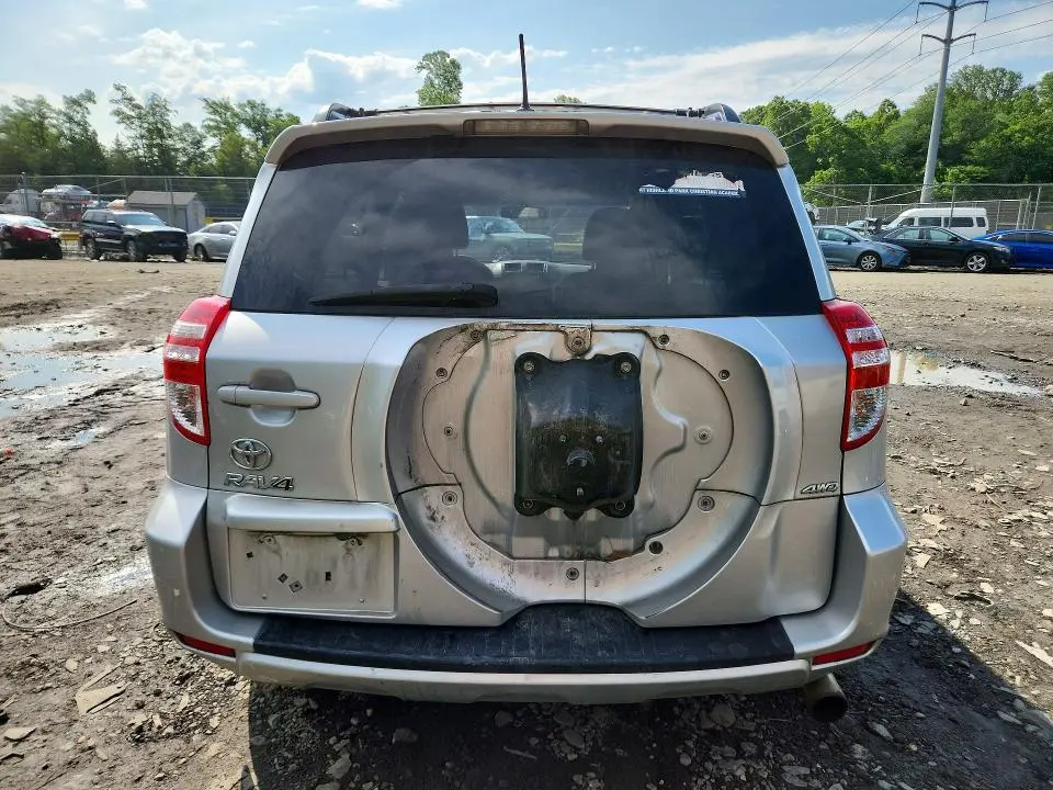 2012 TOYOTA RAV4 BASE  