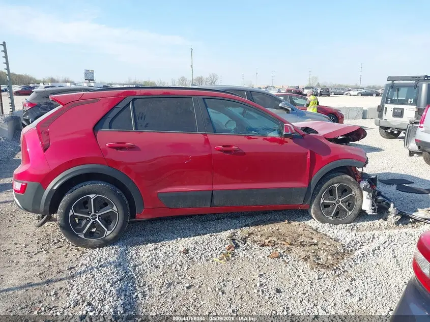 2025 KIA NIRO EX