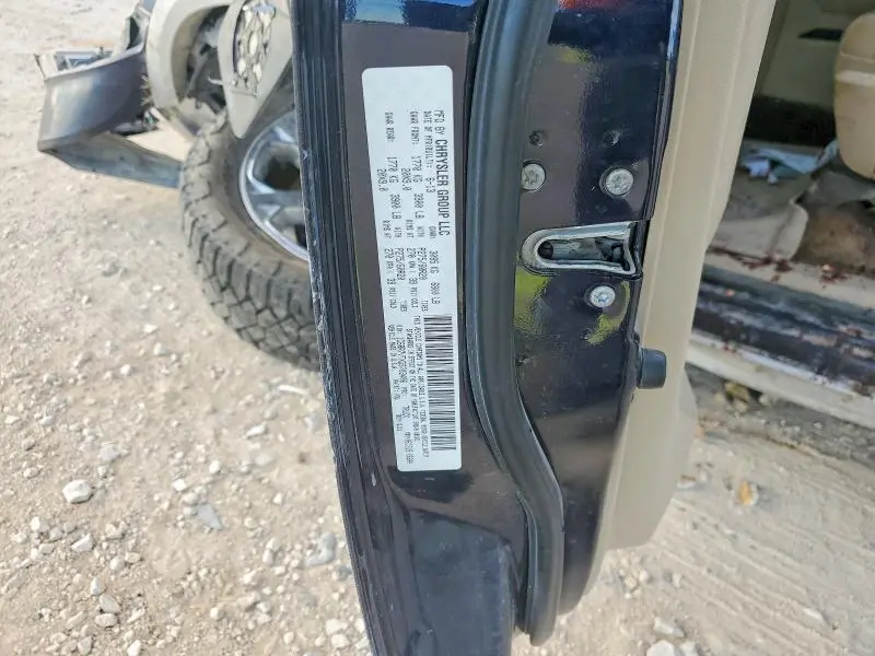 2013 RAM 1500 LARAMIE  