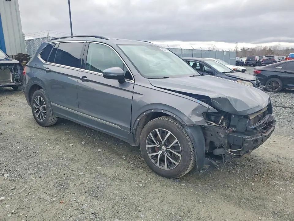 2019 VOLKSWAGEN TIGUAN SE  
