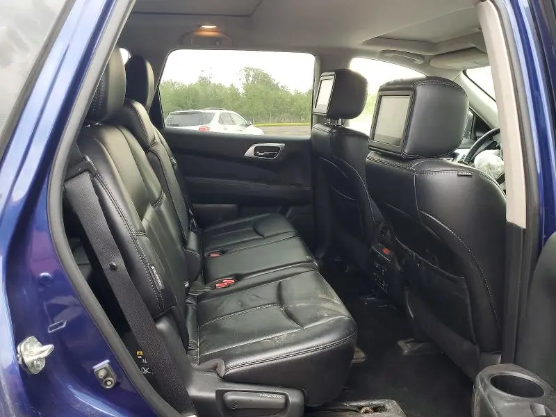 2019 NISSAN PATHFINDER PLATINUM  