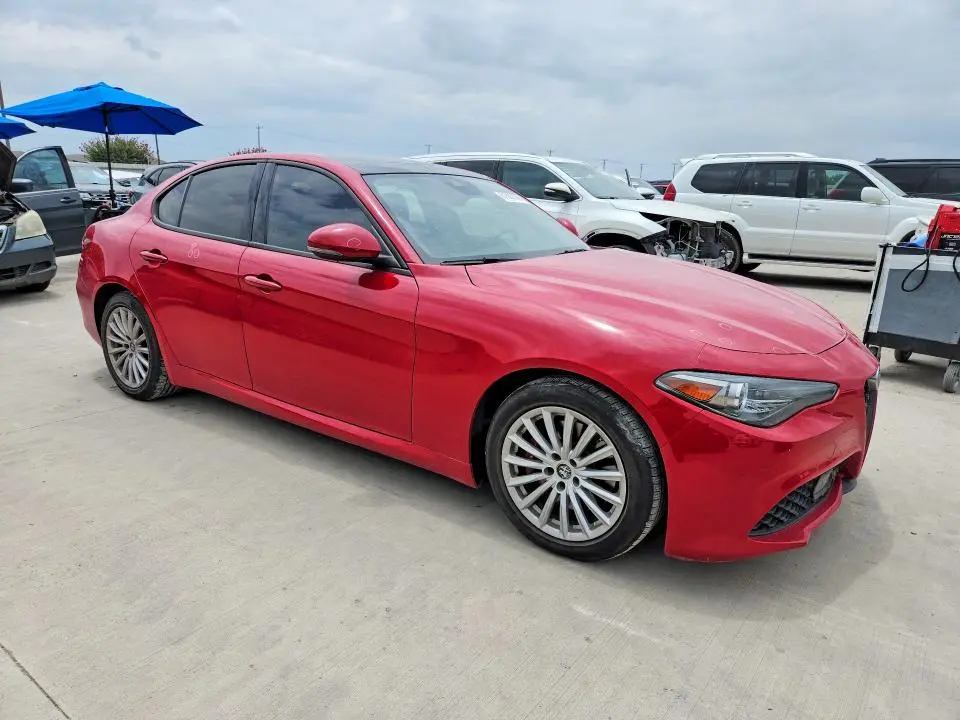 2022 ALFA ROMEO GIULIA   