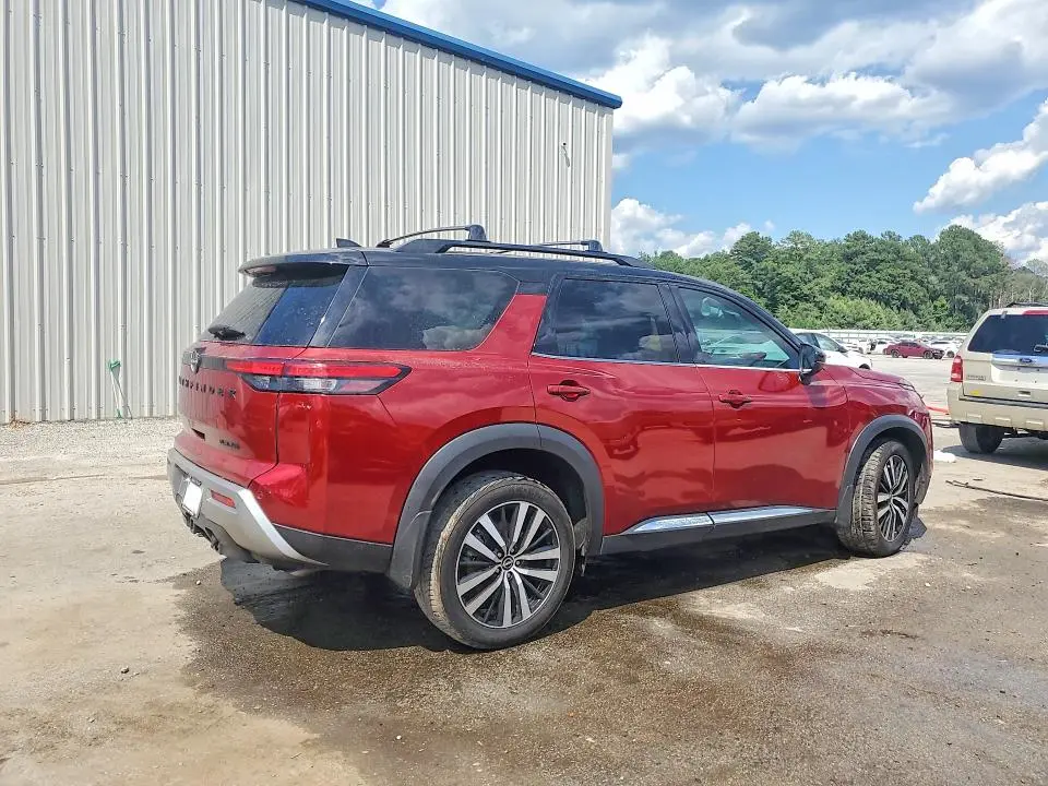 2023 NISSAN PATHFINDER PLATINUM  