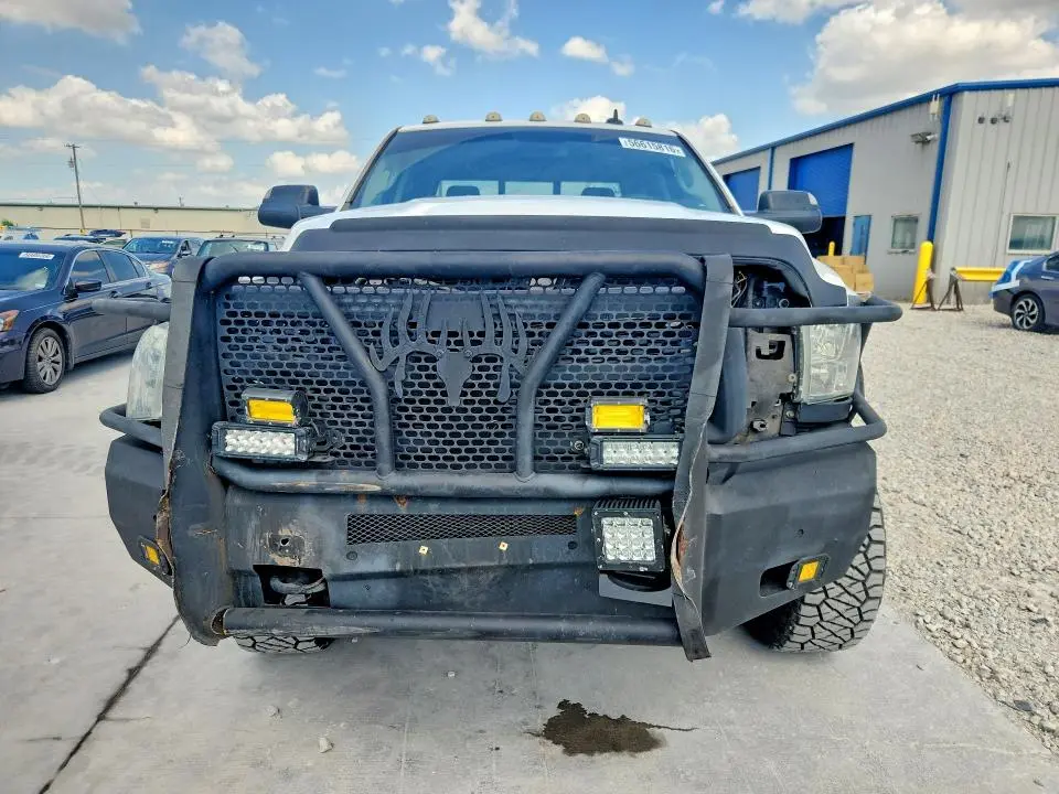 2016 RAM 2500 SLT  