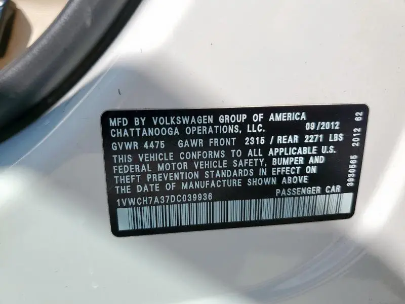 2013 VOLKSWAGEN PASSAT SEL