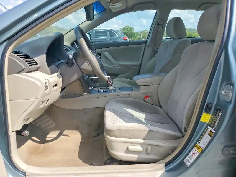 2011 TOYOTA CAMRY LE  