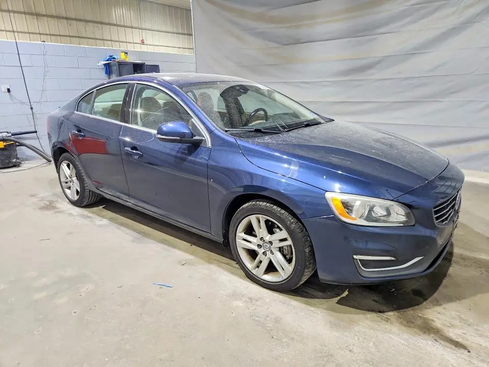 2015 VOLVO S60 PREMIER  