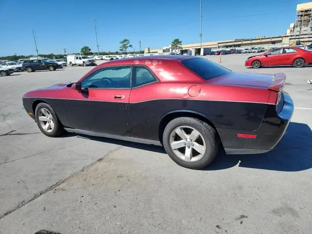 2010 DODGE CHALLENGER SE  