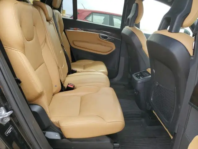 2016 VOLVO XC90 T6