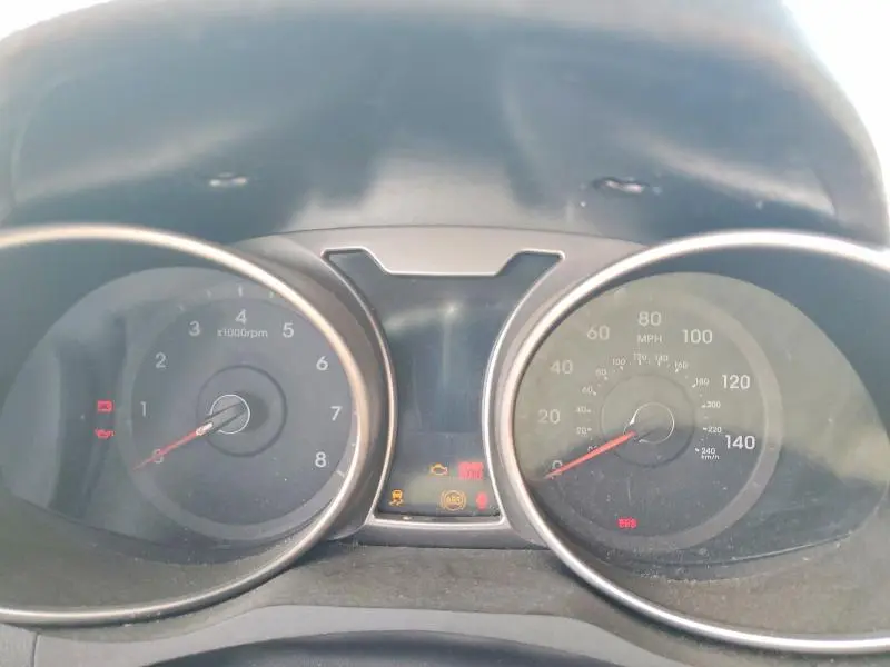 2013 HYUNDAI VELOSTER BASE  