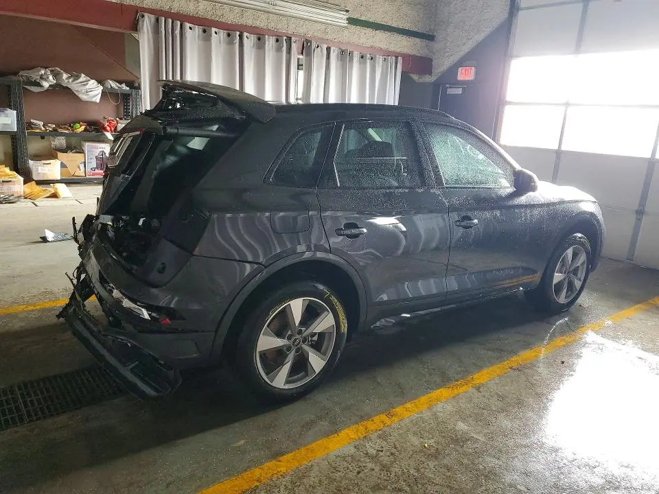 2025 AUDI Q5 PREMIUM 40  