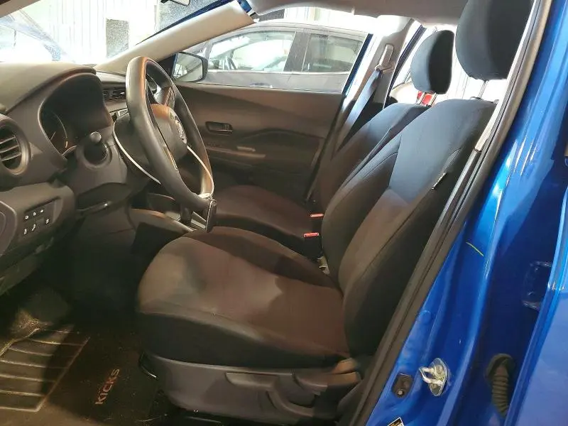 2024 NISSAN KICKS S  