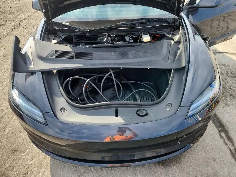 2025 TESLA MODEL 3   