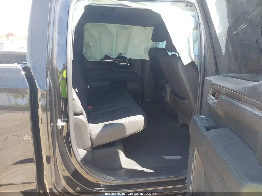 2023 CHEVROLET SILVERADO 1500 4WD  SHORT BED RST
