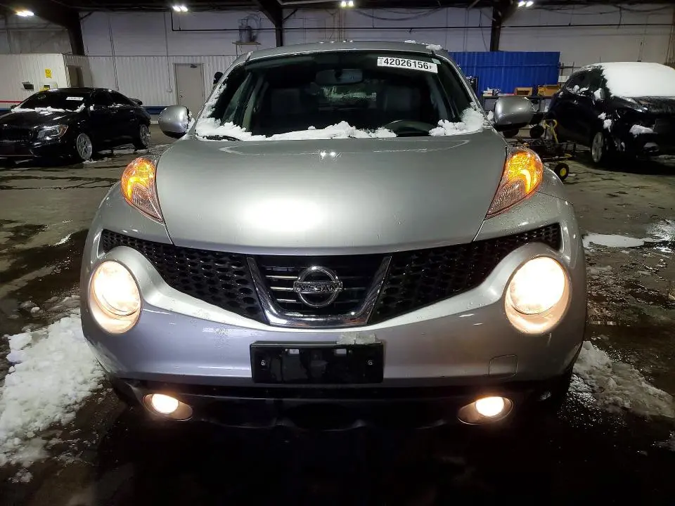2011 NISSAN JUKE S  