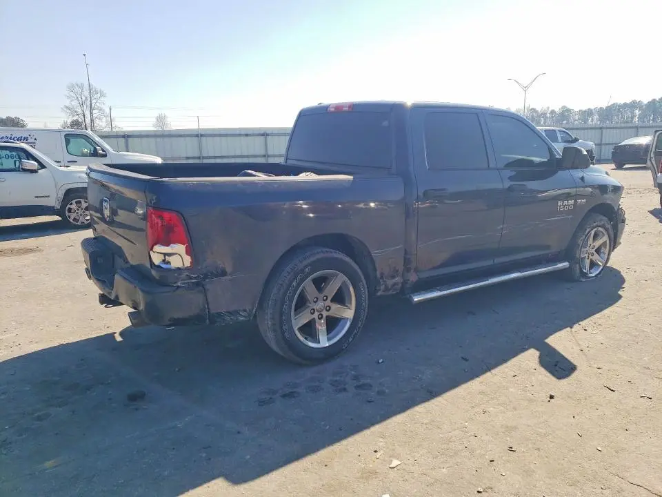2015 RAM 1500 ST  