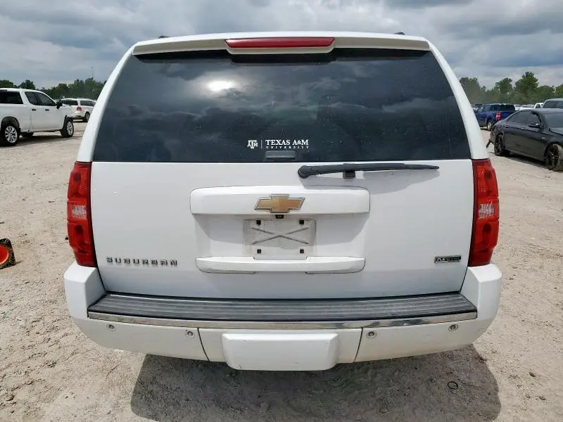 2011 CHEVROLET SUBURBAN C1500 LTZ  