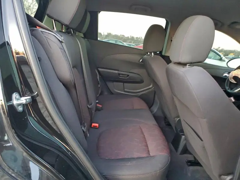 2019 CHEVROLET SONIC LT  