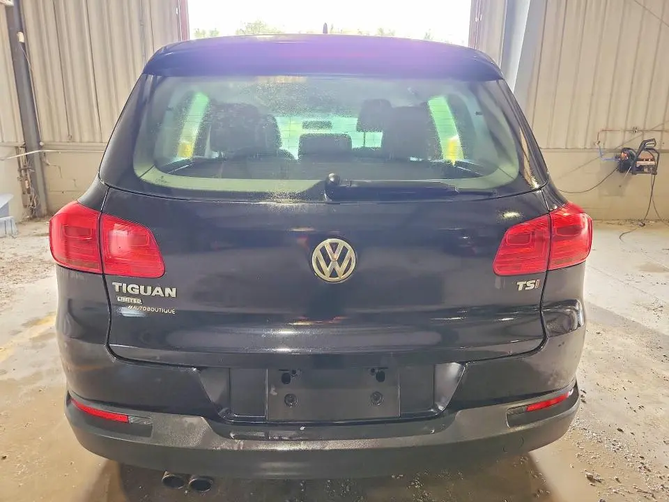 2017 VOLKSWAGEN TIGUAN S  