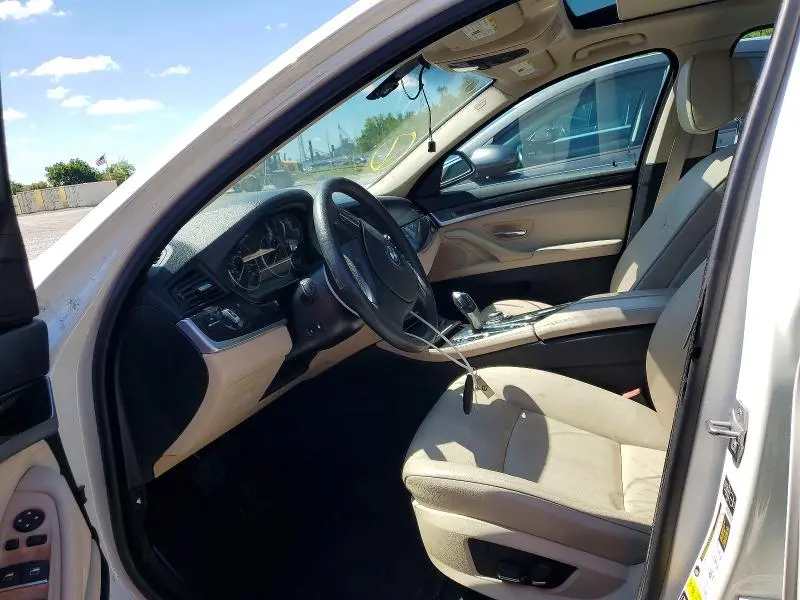 2013 BMW 528 XI  