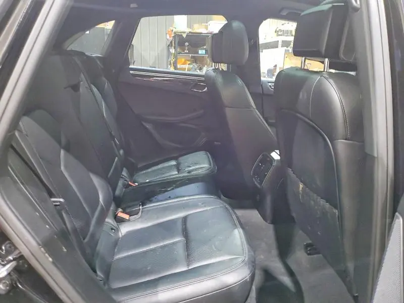 2018 PORSCHE MACAN S  