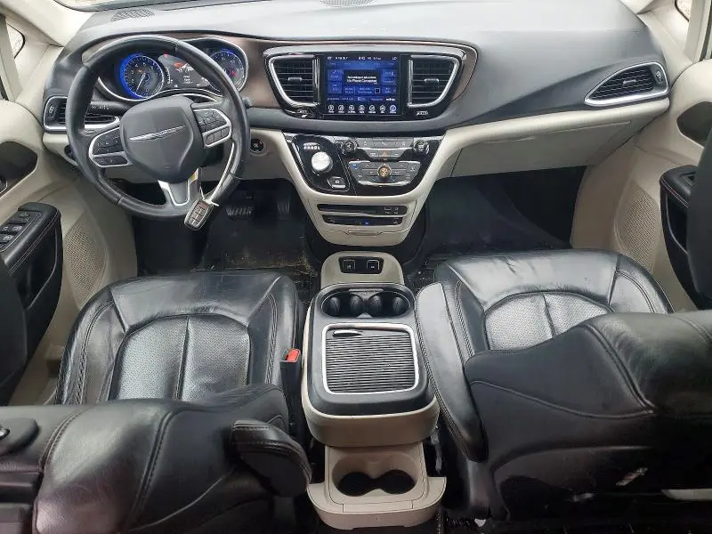 2017 CHRYSLER PACIFICA TOURING L PLUS  